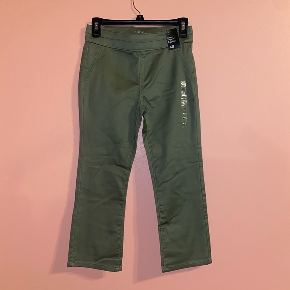 CAPRI’S - Picture 1 of 3